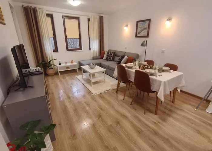 дара Apartment *